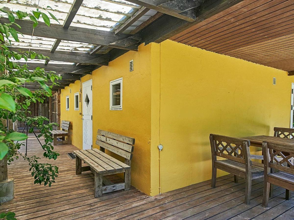 6 Person Holiday Home In AÅkirkeby Δωμάτιο φωτογραφία